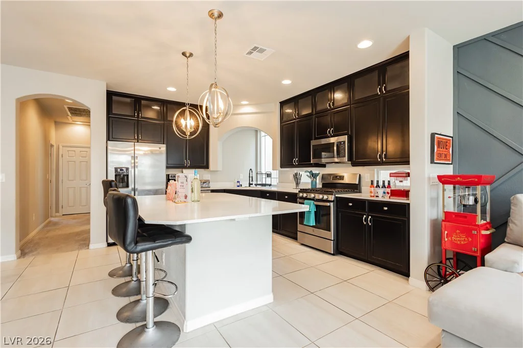 7056 Adler Falls, Las Vegas, NV 89118