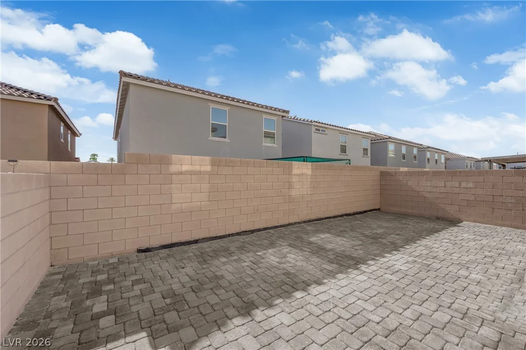 8968 Lucky Crest, Las Vegas, NV 89113