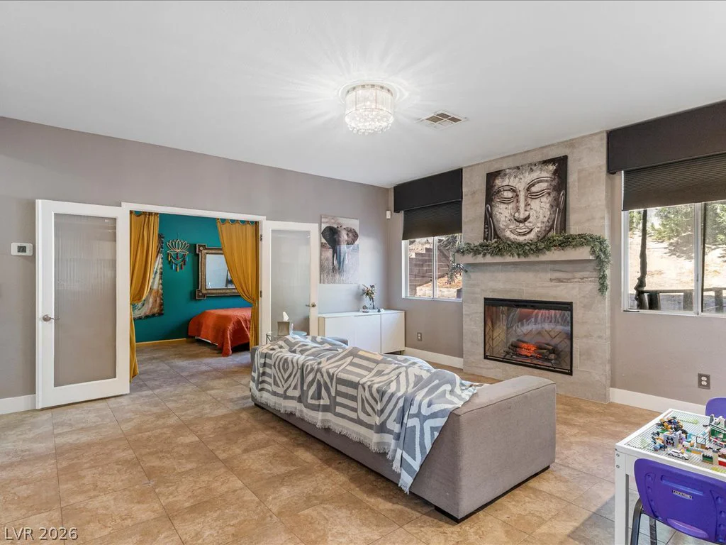 323 Wind River, Henderson, NV 89014