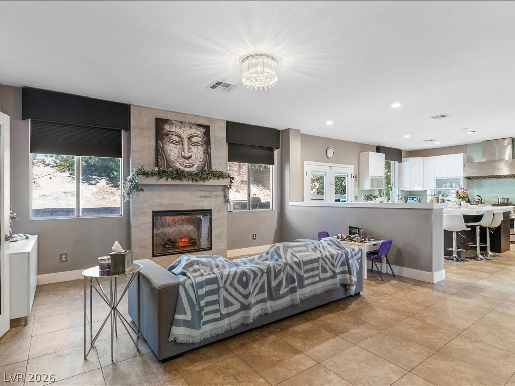 323 Wind River, Henderson, NV 89014