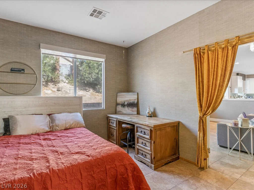 323 Wind River, Henderson, NV 89014