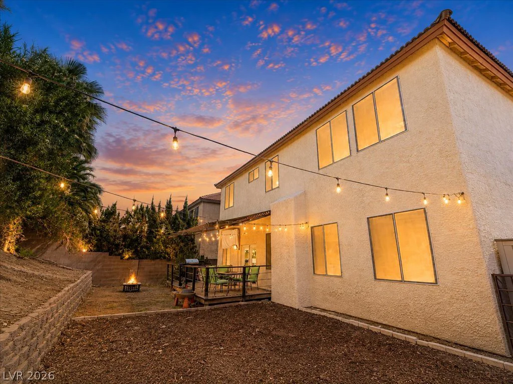 323 Wind River, Henderson, NV 89014