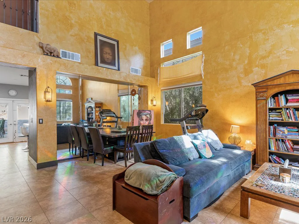 323 Wind River, Henderson, NV 89014