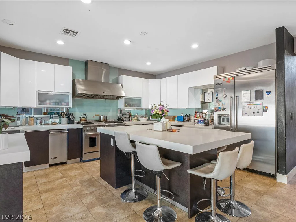 323 Wind River, Henderson, NV 89014