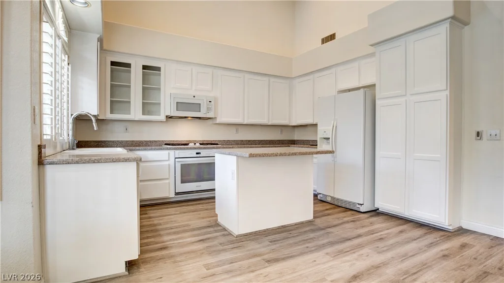 9500 Catalina Cove, Las Vegas, NV 89147