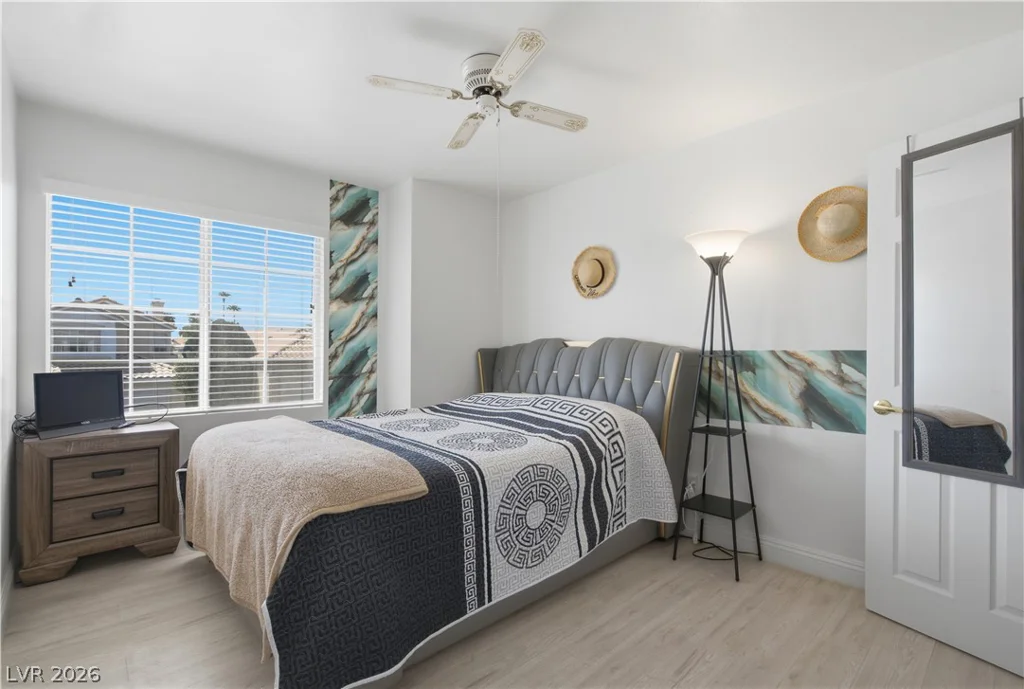 5332 Desert Blossom, Las Vegas, NV 89107