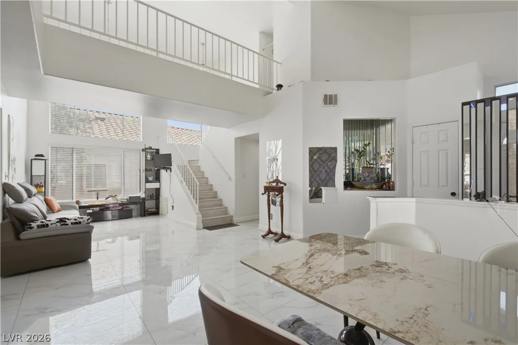 5332 Desert Blossom, Las Vegas, NV 89107
