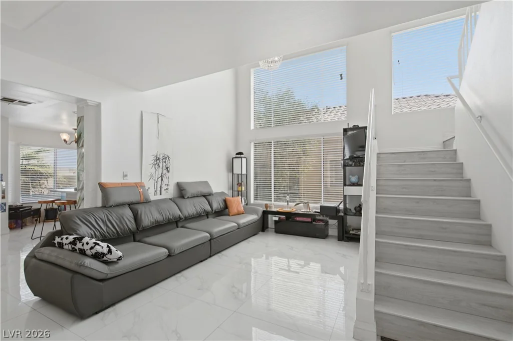 5332 Desert Blossom, Las Vegas, NV 89107
