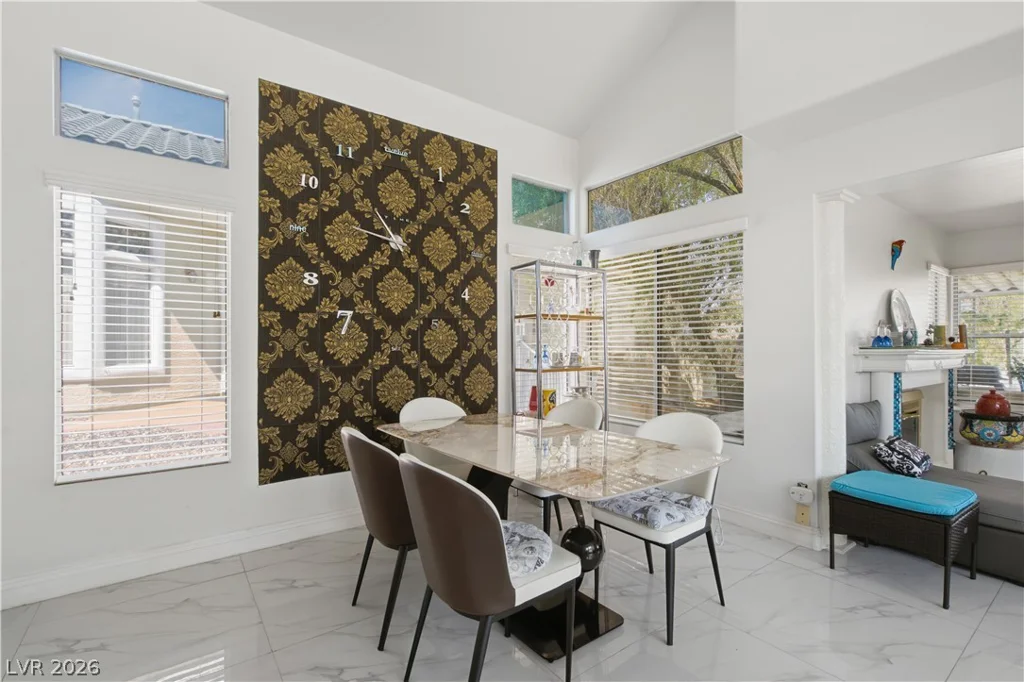 5332 Desert Blossom, Las Vegas, NV 89107