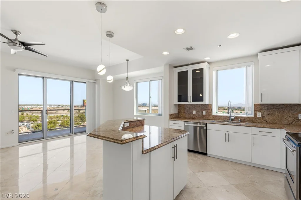 8255 Las Vegas, Las Vegas, NV 89123