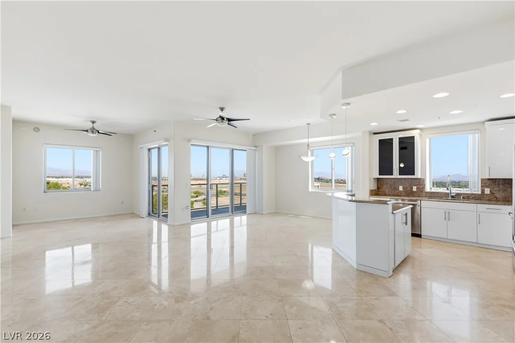 8255 Las Vegas, Las Vegas, NV 89123