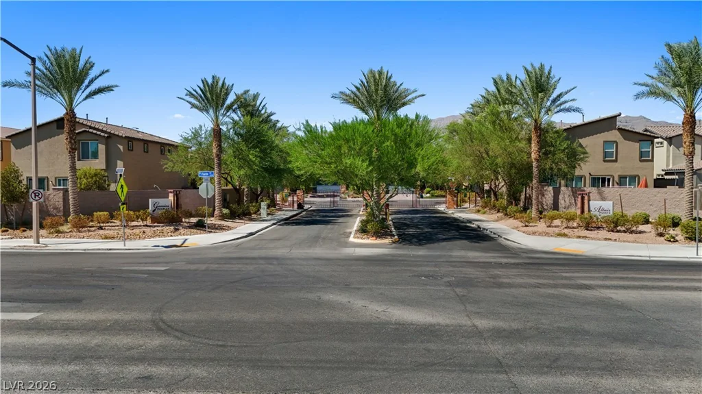 4424 Stardusk Falls, North Las Vegas, NV 89084