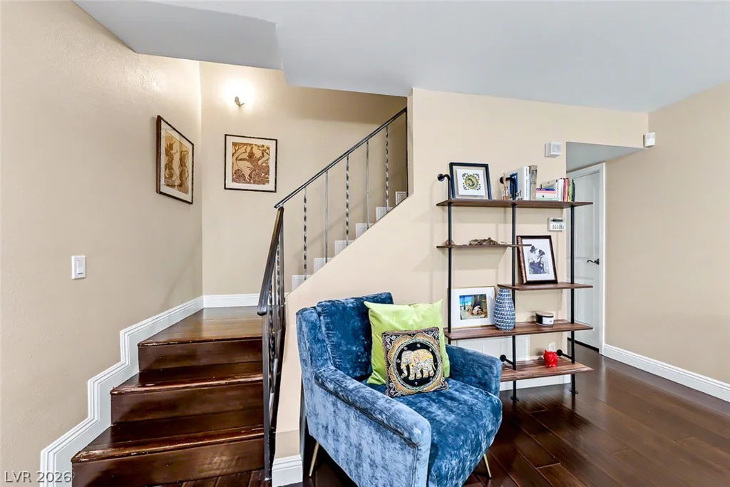 3173 Pinehurst, Las Vegas, NV 89109