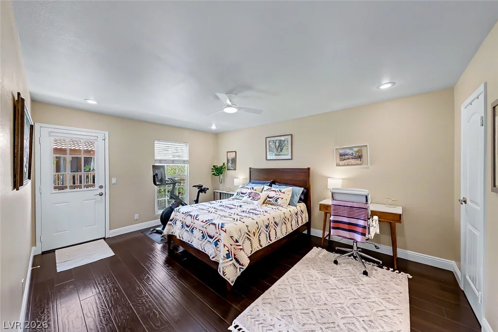 3173 Pinehurst, Las Vegas, NV 89109