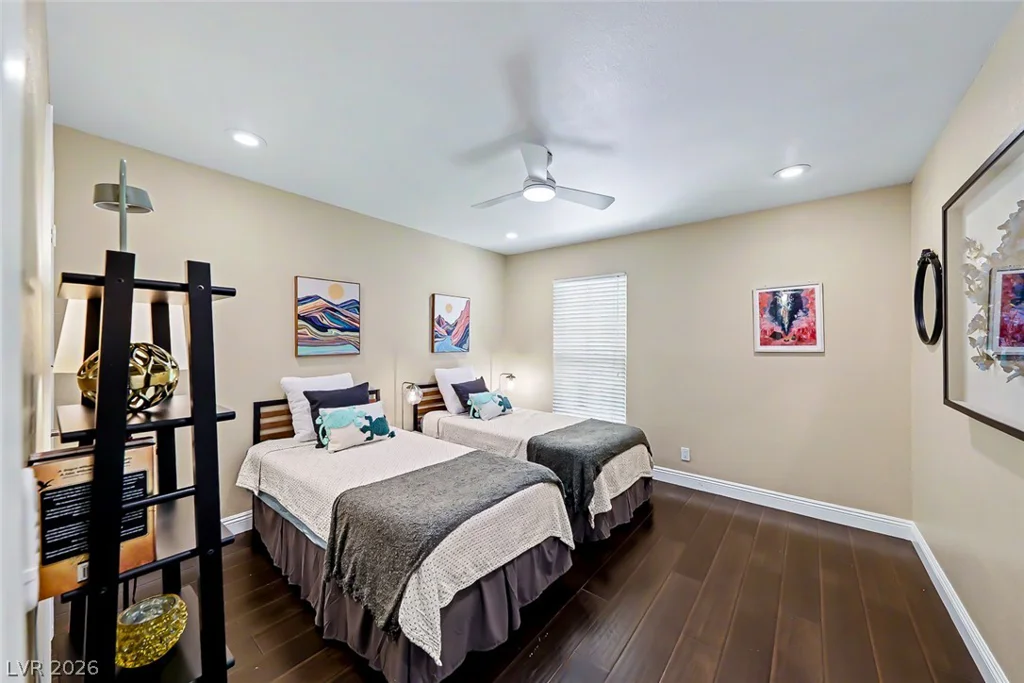 3173 Pinehurst, Las Vegas, NV 89109