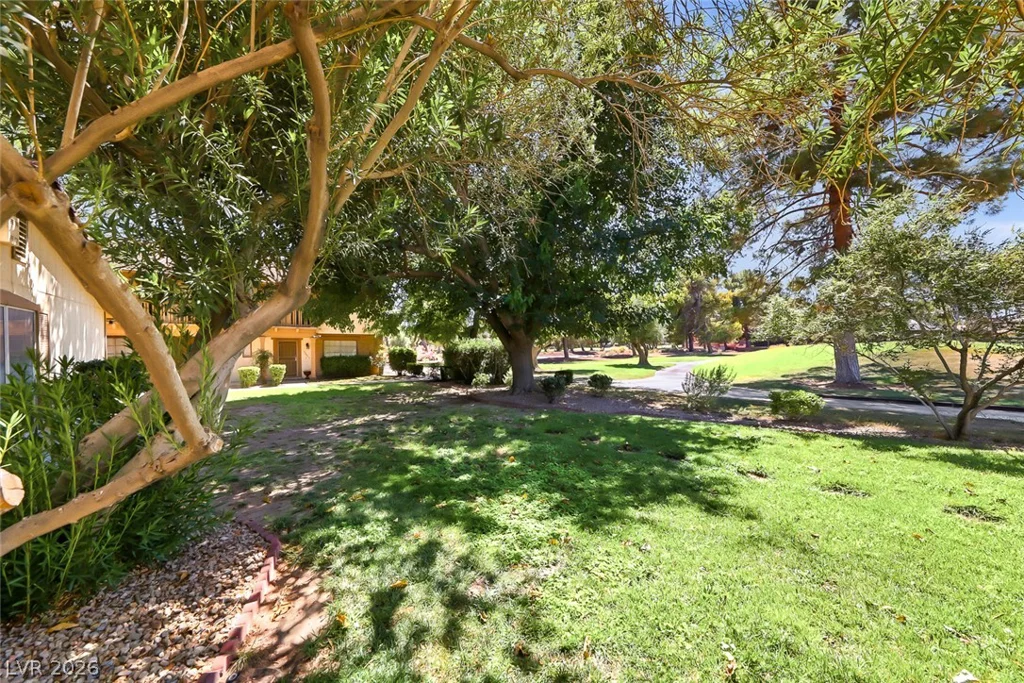 3173 Pinehurst, Las Vegas, NV 89109