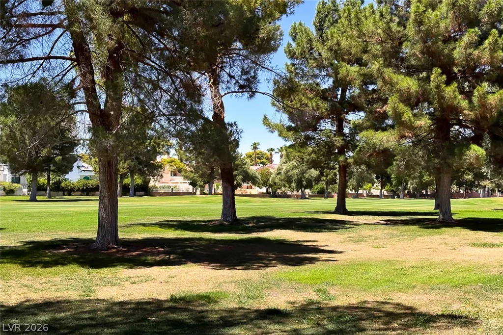 3173 Pinehurst, Las Vegas, NV 89109