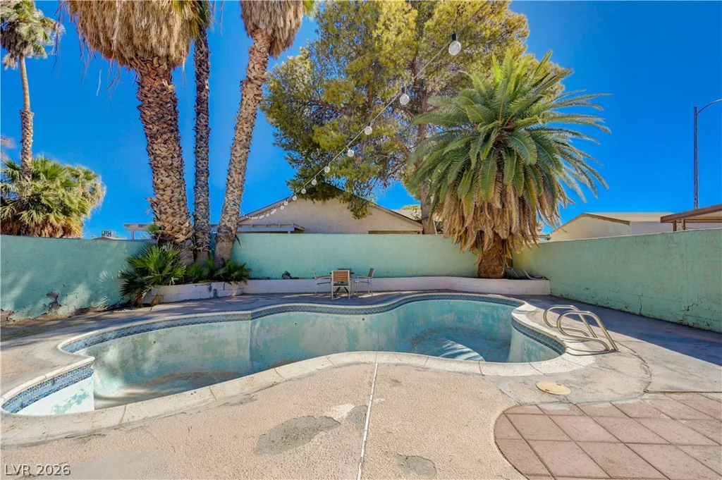 1859 Winterwood, Las Vegas, NV 89142
