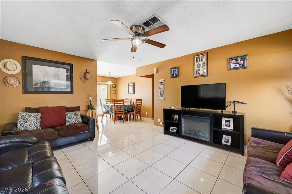 1859 Winterwood, Las Vegas, NV 89142