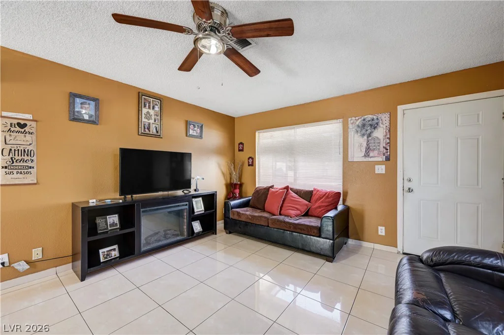 1859 Winterwood, Las Vegas, NV 89142