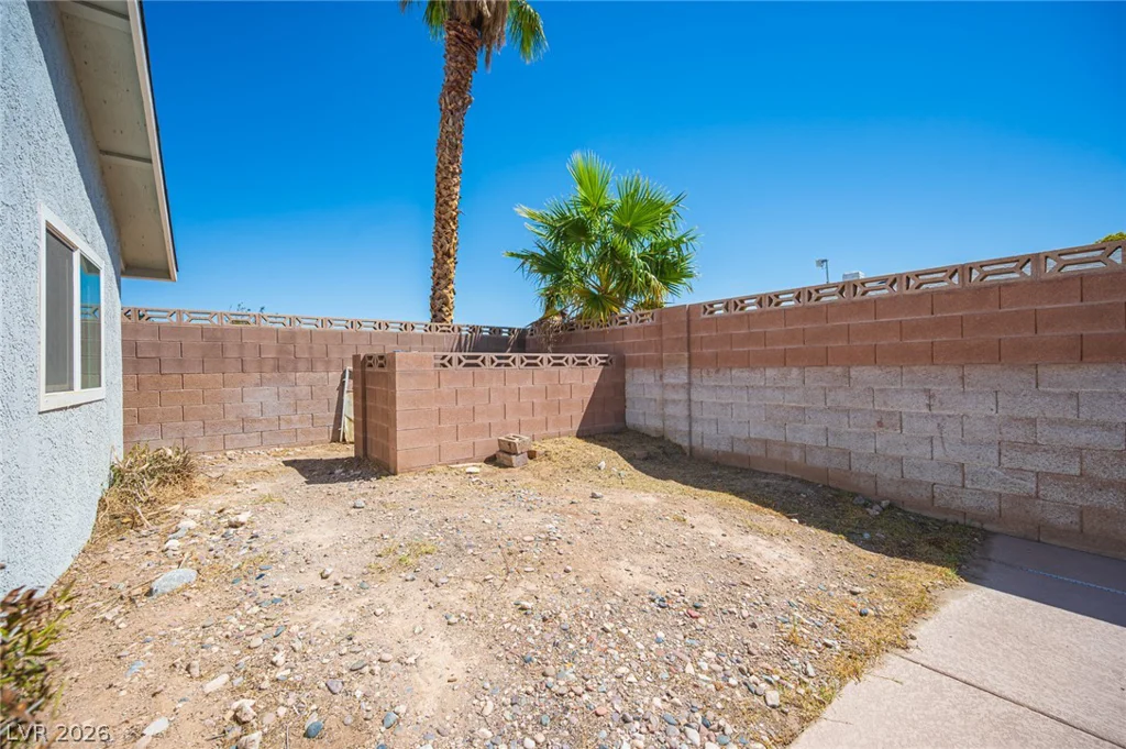 1705 Starbuck, Las Vegas, NV 89108