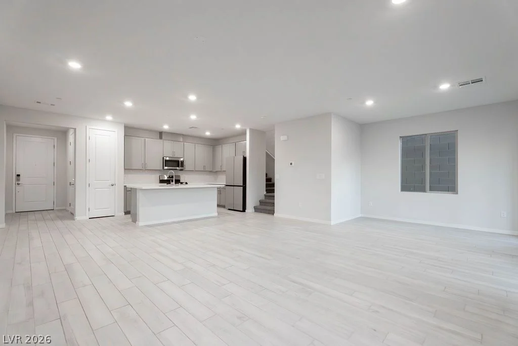 11620 Desert Hollow, Las Vegas, NV 89138