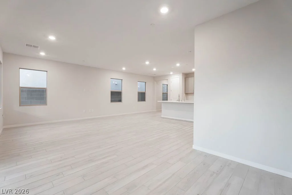 11620 Desert Hollow, Las Vegas, NV 89138