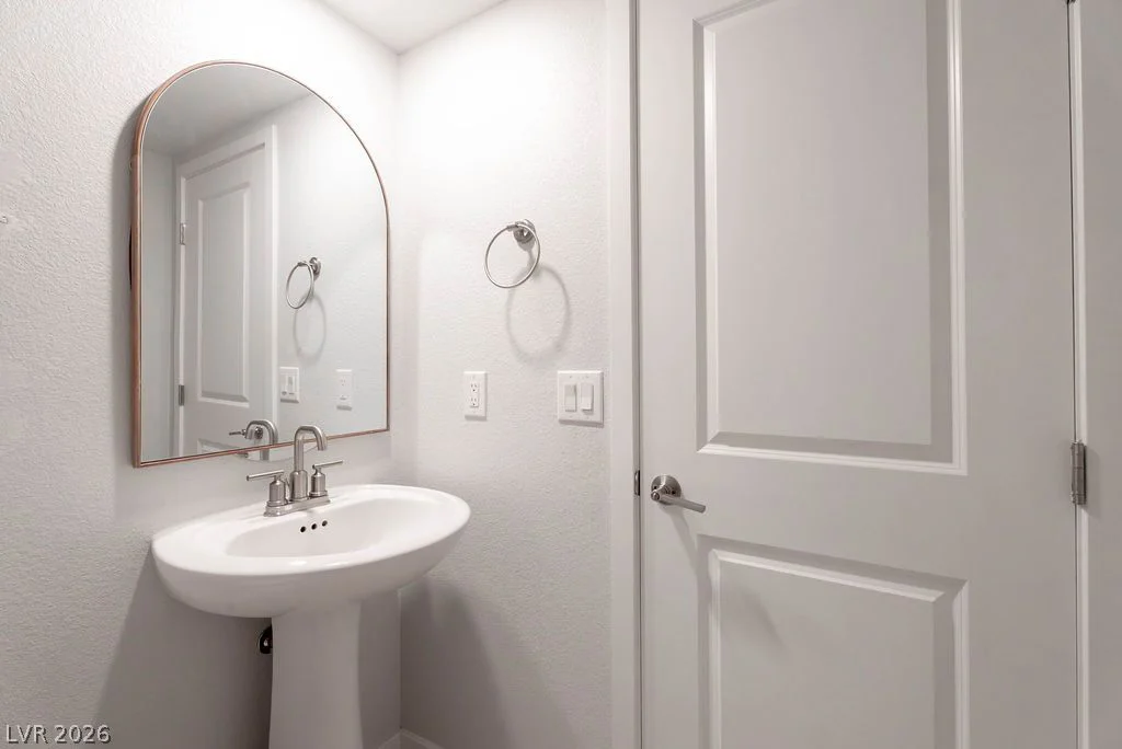 11620 Desert Hollow, Las Vegas, NV 89138