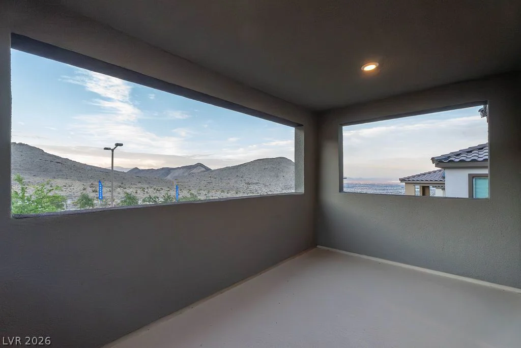 11620 Desert Hollow, Las Vegas, NV 89138
