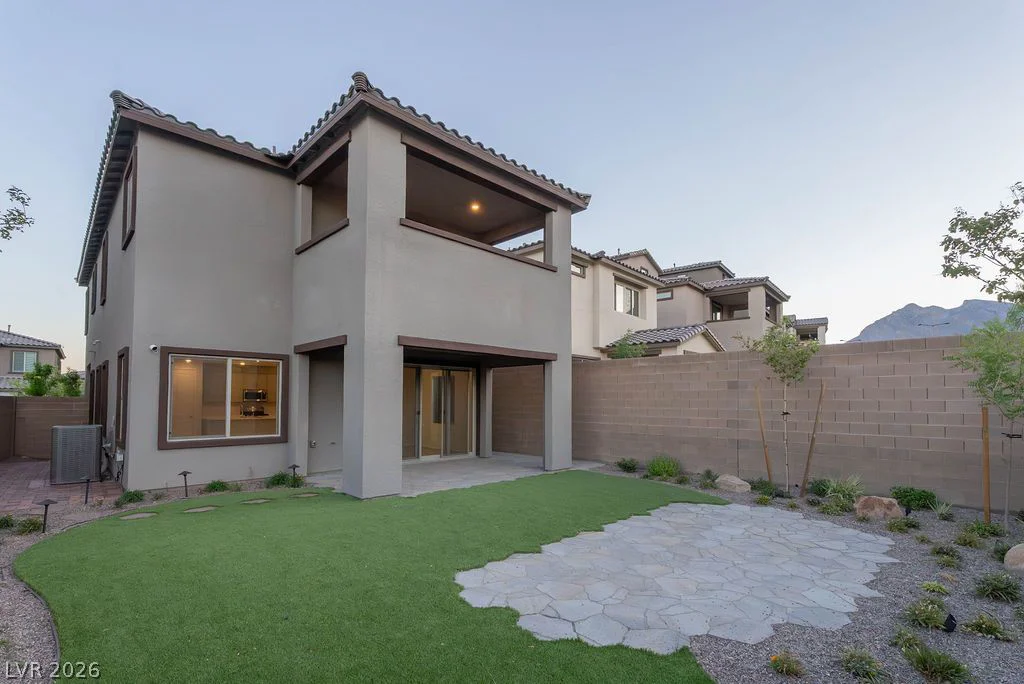 11620 Desert Hollow, Las Vegas, NV 89138