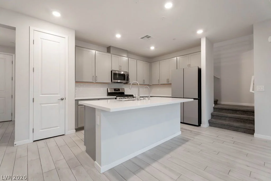 11620 Desert Hollow, Las Vegas, NV 89138