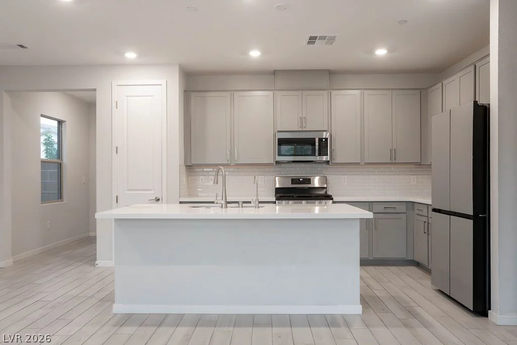11620 Desert Hollow, Las Vegas, NV 89138