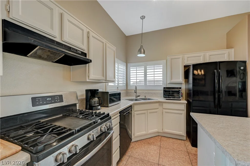 740 Camino Del Ray, Henderson, NV 89012