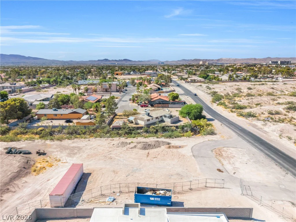 7538 Gilespie, Las Vegas, NV 89123