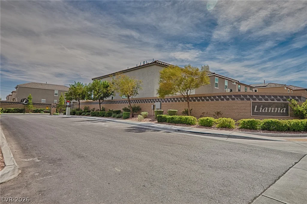 5546 Lushan, Las Vegas, NV 89148