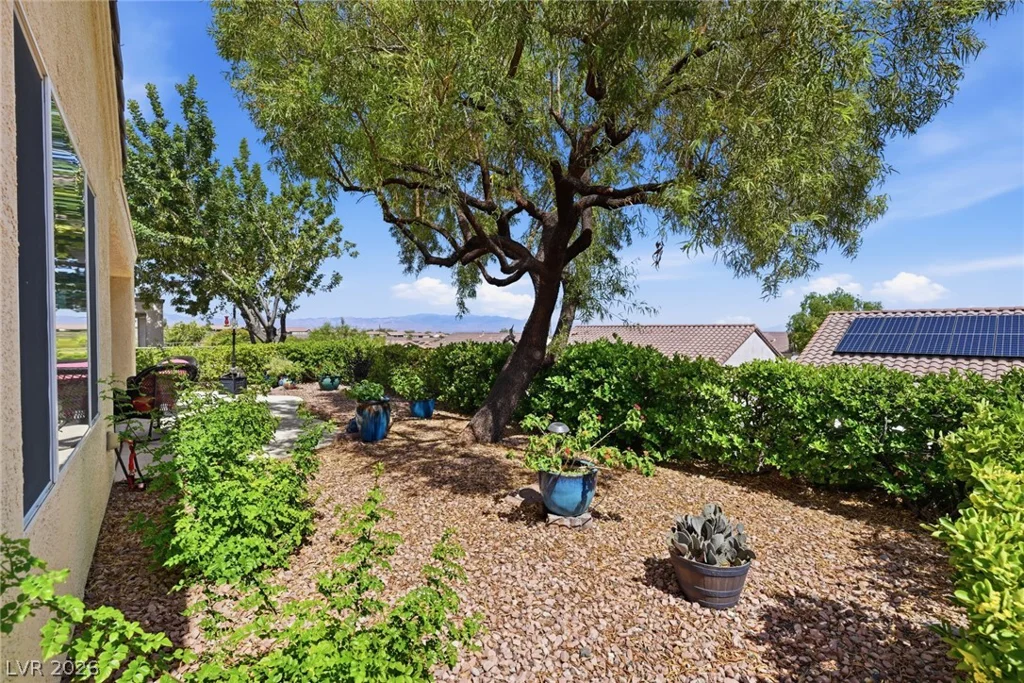 2198 Blackburn Hills Avenue, Henderson, NV 89044