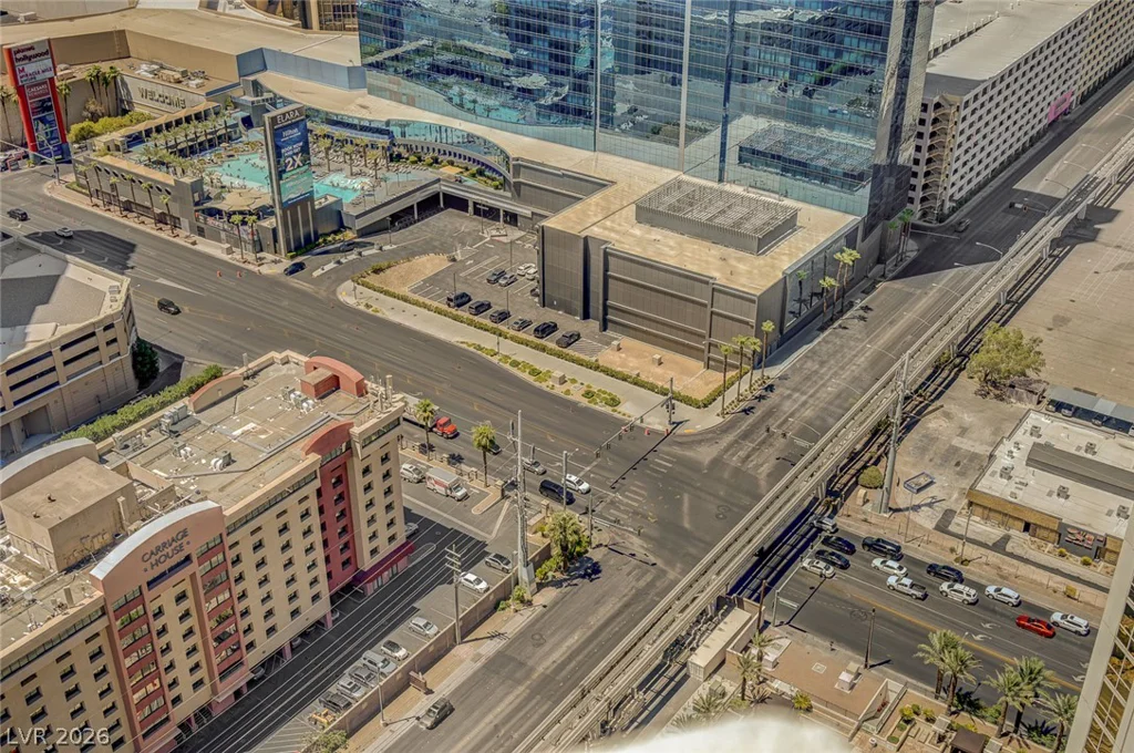 135 Harmon, Las Vegas, NV 89109