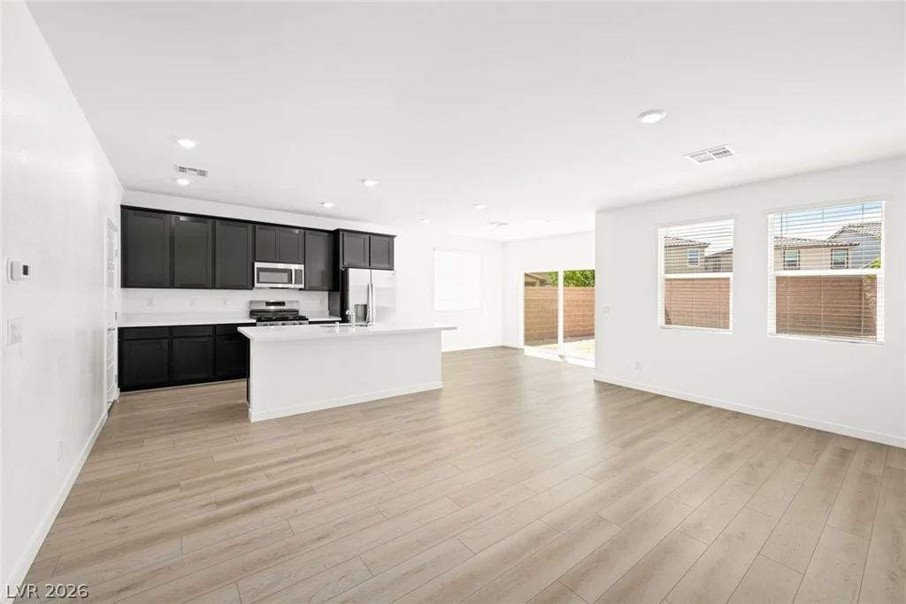 9679 Wild Rock, Las Vegas, NV 89178