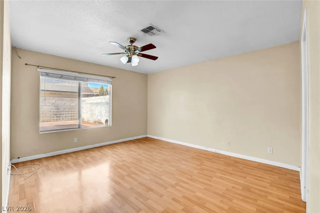 6872 Arroyo, Las Vegas, NV 89103
