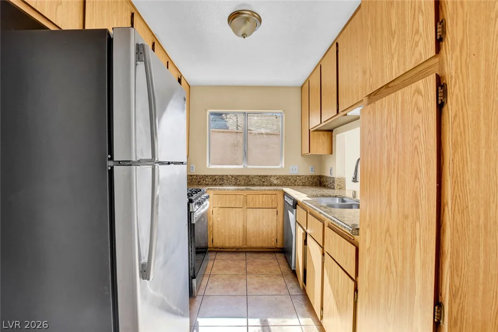 6872 Arroyo, Las Vegas, NV 89103