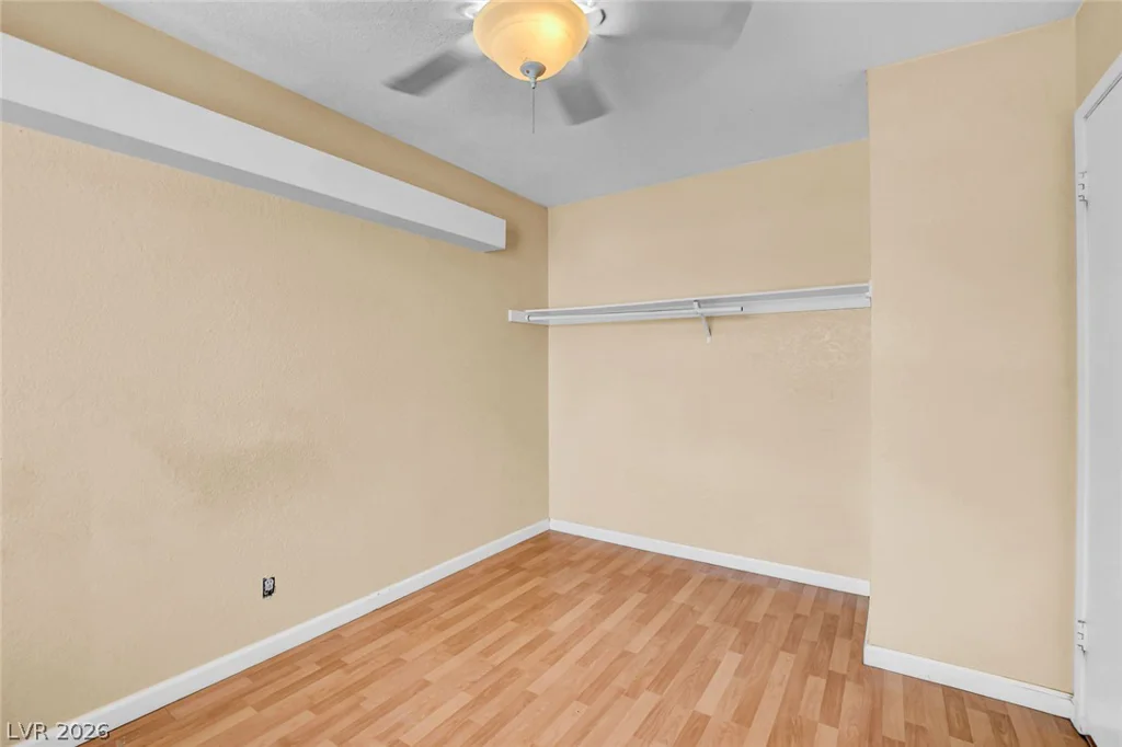 6872 Arroyo, Las Vegas, NV 89103