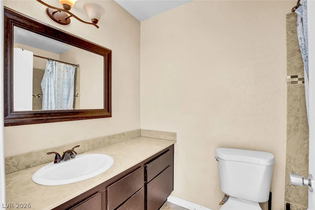 6872 Arroyo, Las Vegas, NV 89103