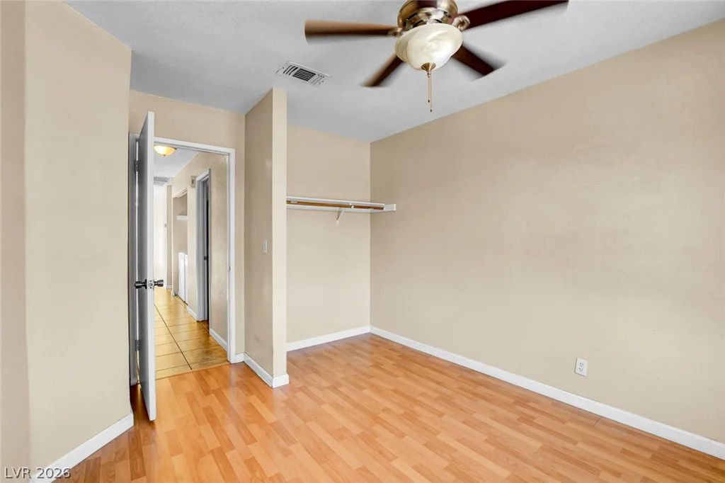 6872 Arroyo, Las Vegas, NV 89103