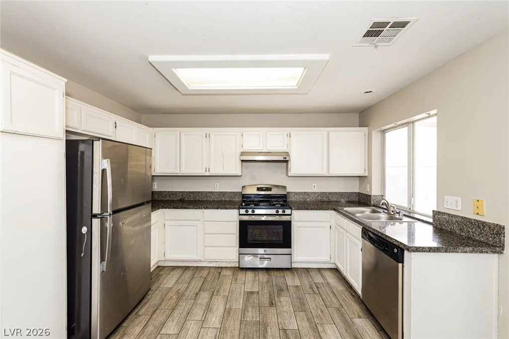 6103 Peach Orchard, Las Vegas, NV 89142