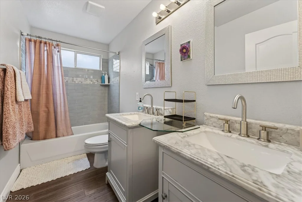 394 Glocker, Henderson, NV 89012