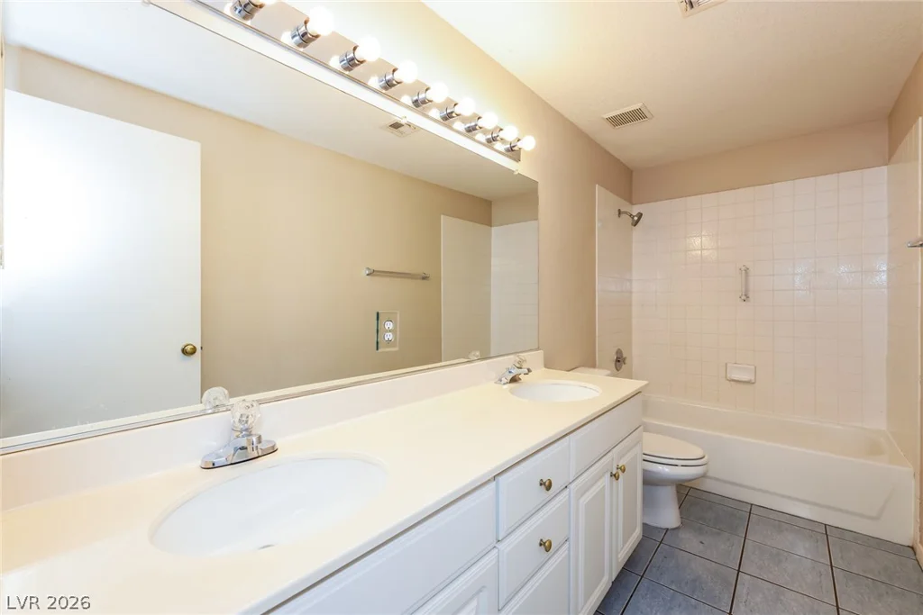 6124 Kadena, Las Vegas, NV 89110