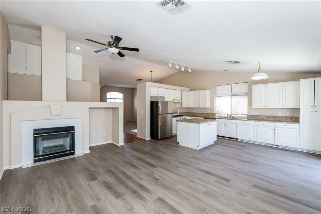 6124 Kadena, Las Vegas, NV 89110