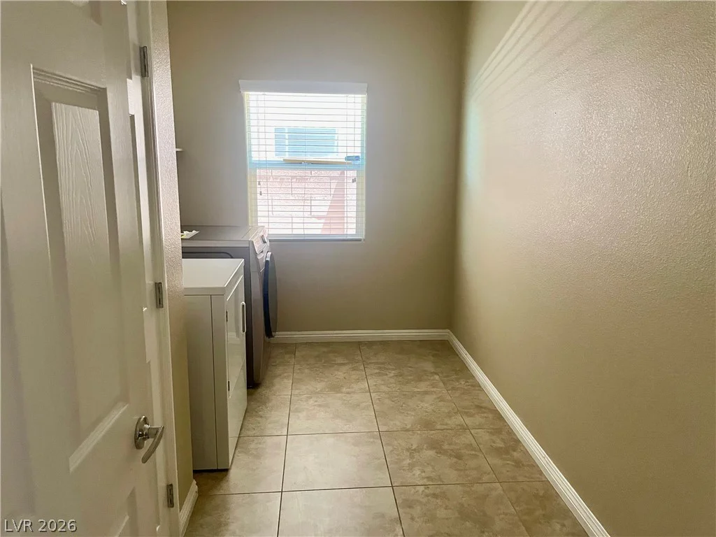 7874 Barntucket, Las Vegas, NV 89147