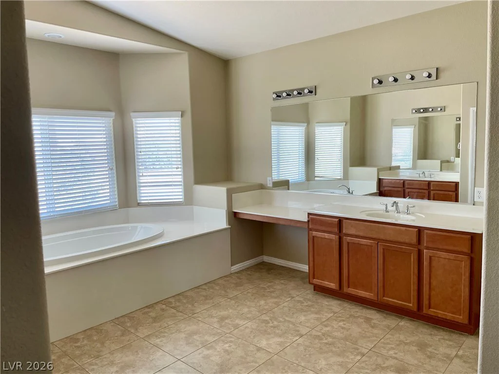 7874 Barntucket, Las Vegas, NV 89147