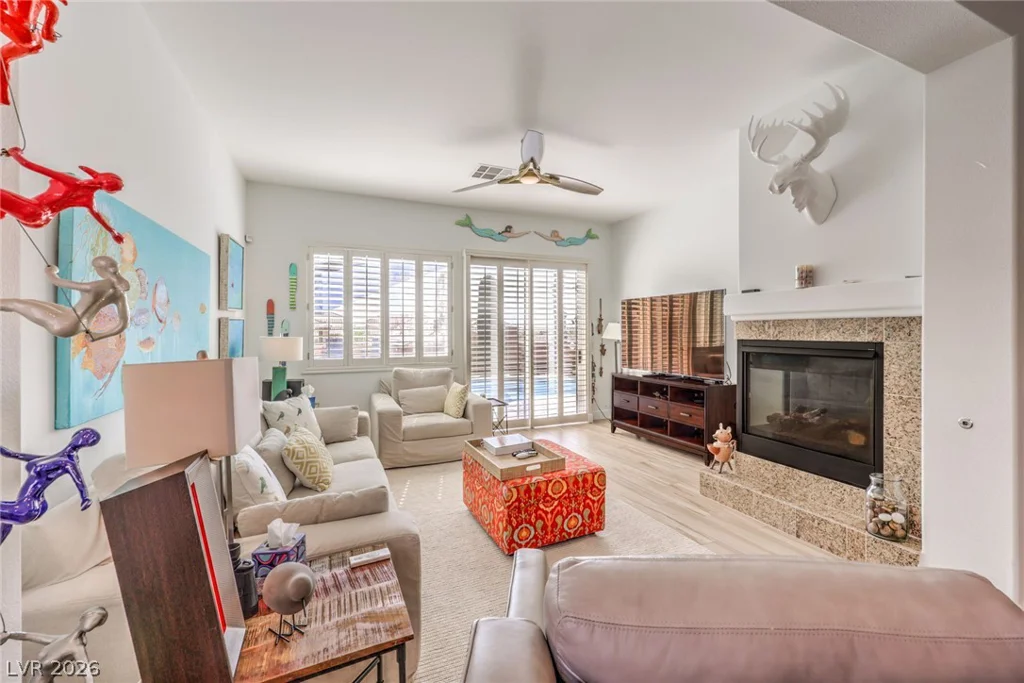 408 Bloomingdale, Las Vegas, NV 89144